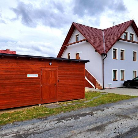 Apartmany Louka Vaclavov u Bruntalu Exterior foto